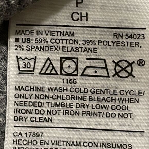 NWOT Old Navy Winter Pug Top. Size S small 4/6 - Picture 7 of 7